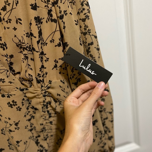 Dress - Picture 2 of 6